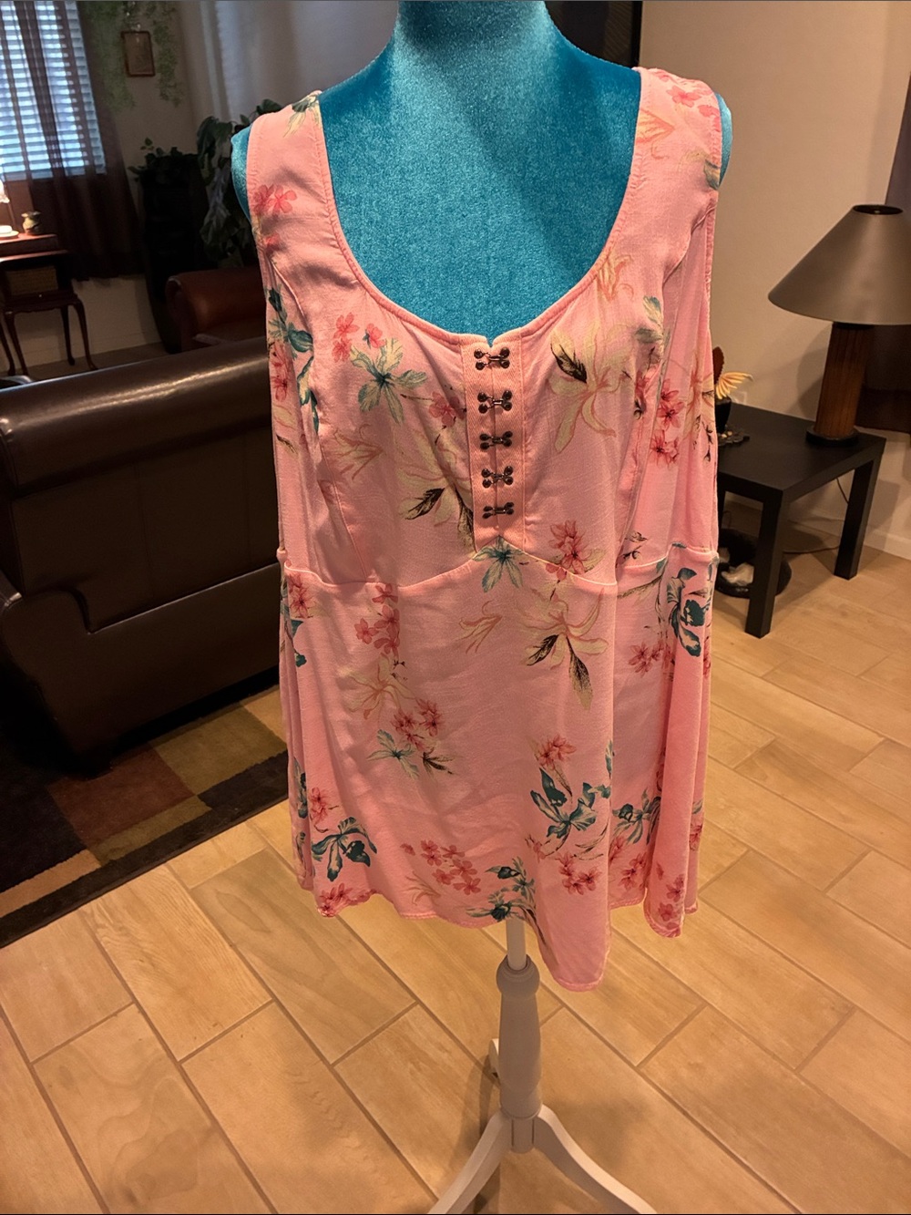 torrid Pink Floral Sleeveless Lace-Up Look Tank Top